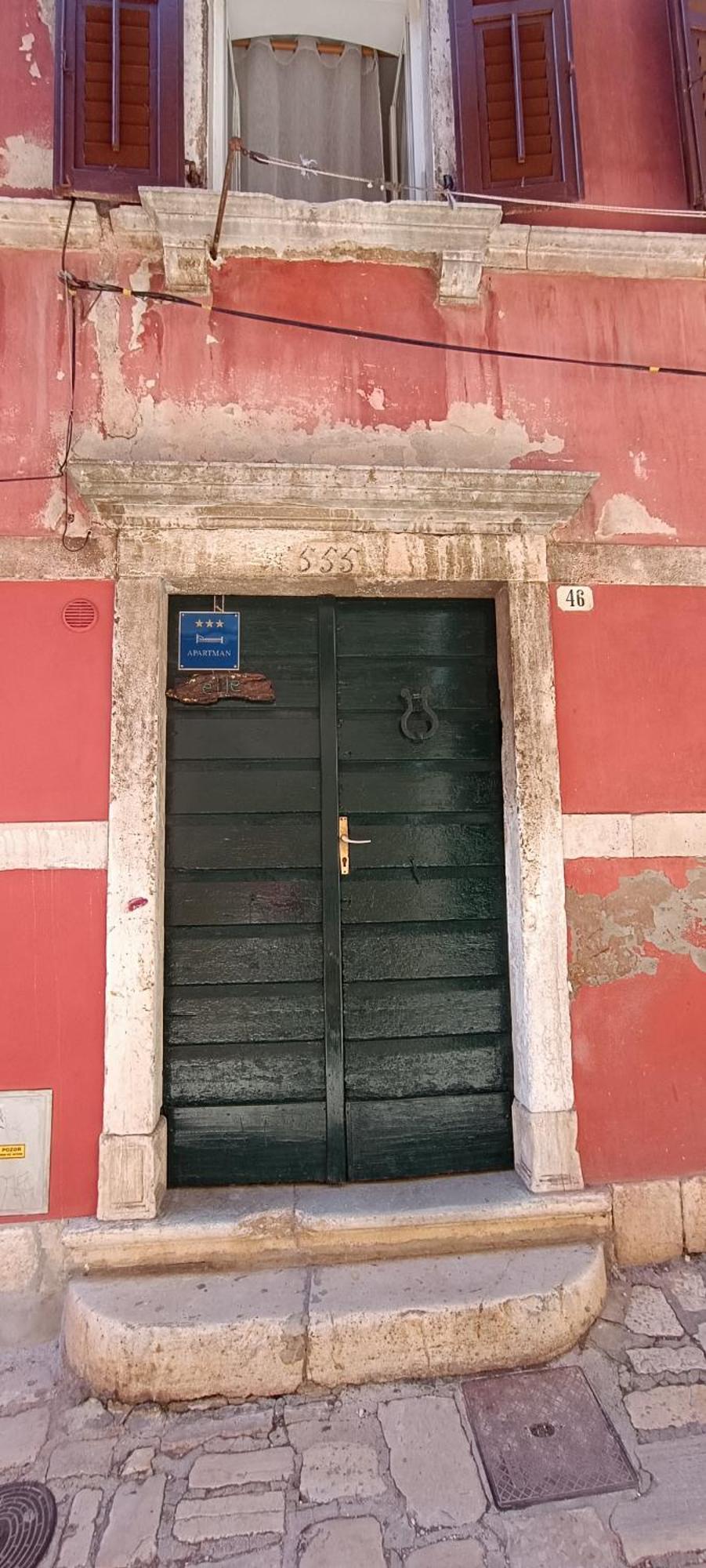 Elle Apartment Rovinj Exterior photo